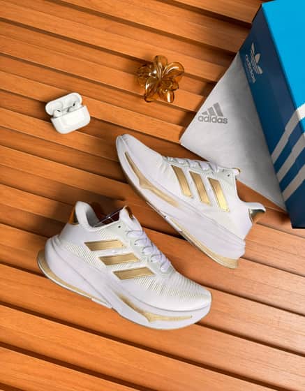 Adidas supernova