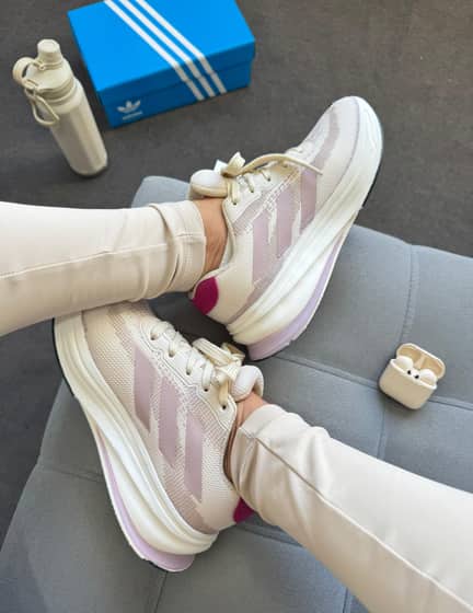Adidas supernova