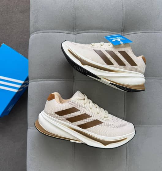 Adidas supernova