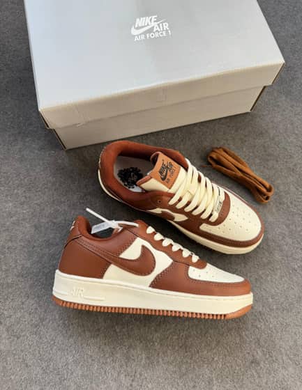 Air Force f1 feminino ( primeira linha )