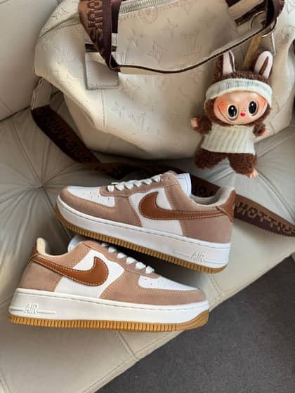 Air Force f1 feminino ( primeira linha )