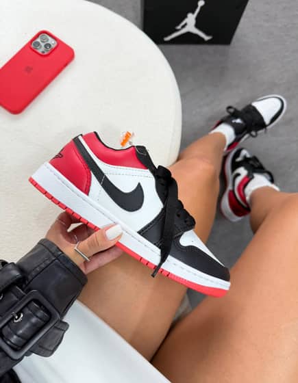 Tênis Jordan low 01 feminino