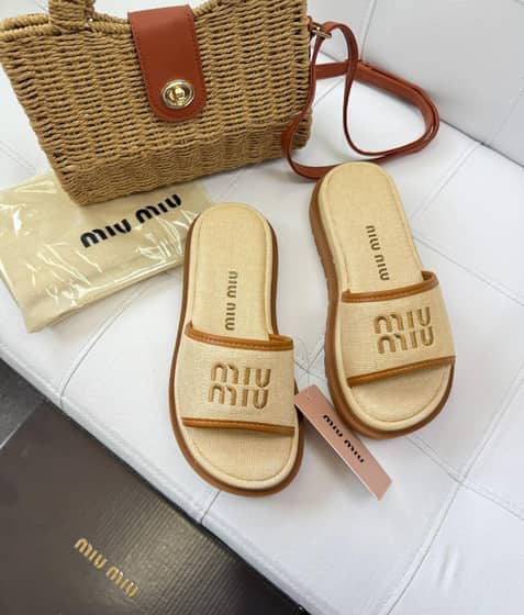 Miu miu lisa