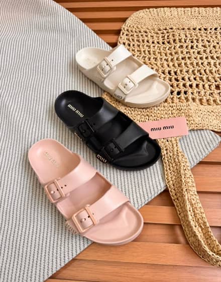New light miu miu