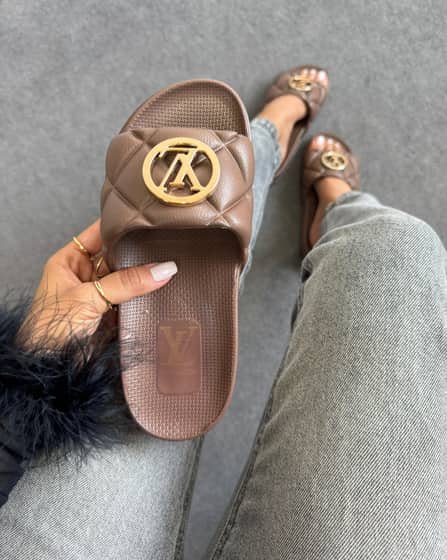 Slid Louis Vuitton